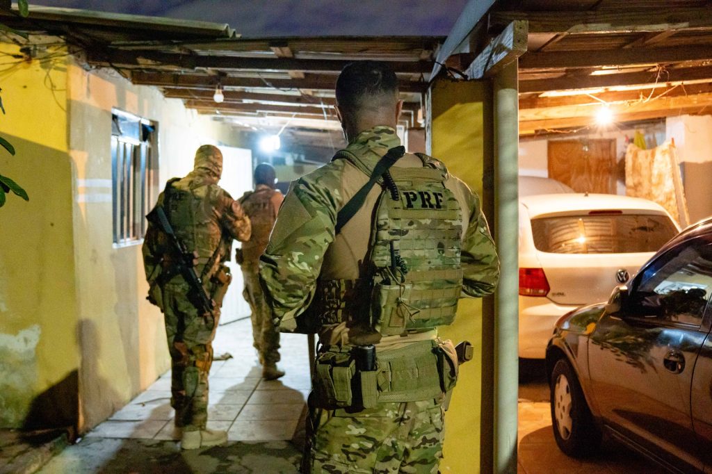 PRF e PCPR realiza operação na manhã desta quinta-feira, 27 em Araucária