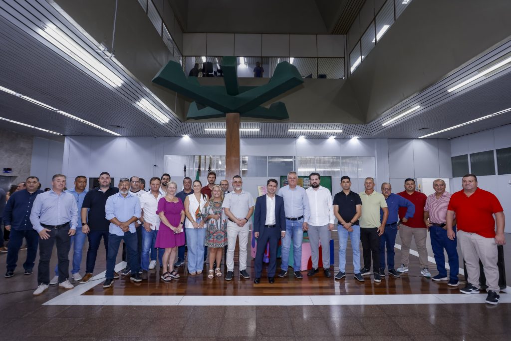 Araucária recebe presidente da ALEP e recebe apoio para buscar recursos junto ao Governo do Estado