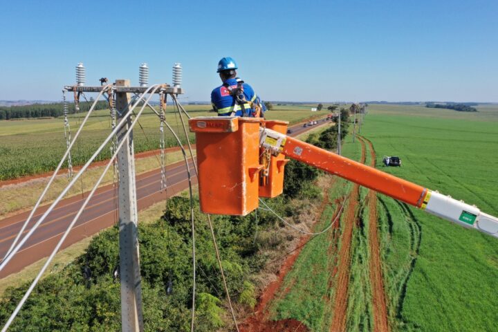 Reunião discute melhorias urgentes no fornecimento de energia para áreas rurais de Araucária e Contenda