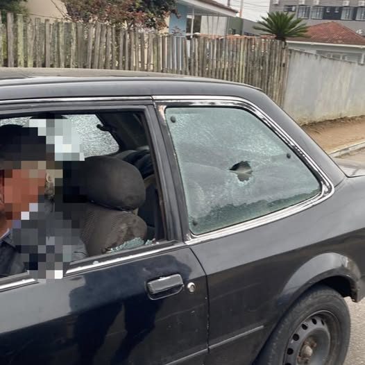 Rapaz de 22 anos agride gravemente o próprio pai em frente ao Ginásio Joval, em Araucária