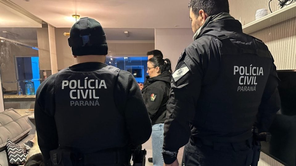 Mulher presa em Araucária é suspeita de envolvimento em fraude milionária contra empresa de São Paulo
