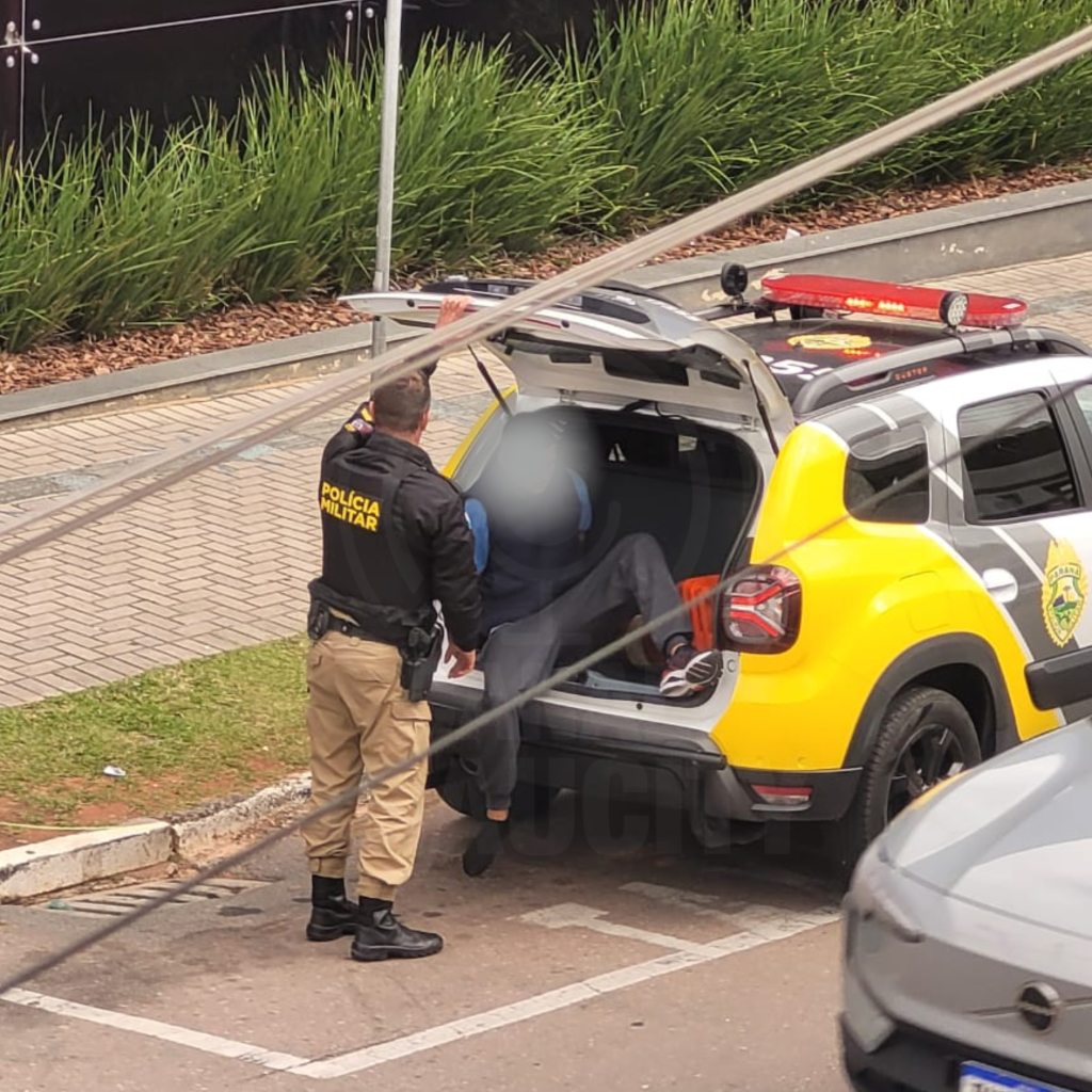 Polícia Militar frustra tentativa de roubo em agência bancária no Centro de Araucária