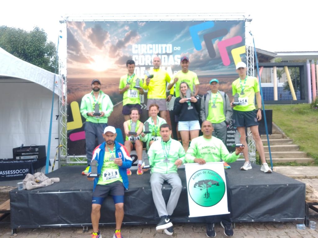 DEU PÓDIO! Equipe Amigos de Araucária domina o Revezamento de Tijucas