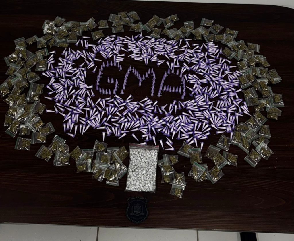 GUARDA MUNICIPAL APREENDE GRANDE QUANTIDADE DE DROGAS DURANTE PATRULHAMENTO NO CAPELA VELHA